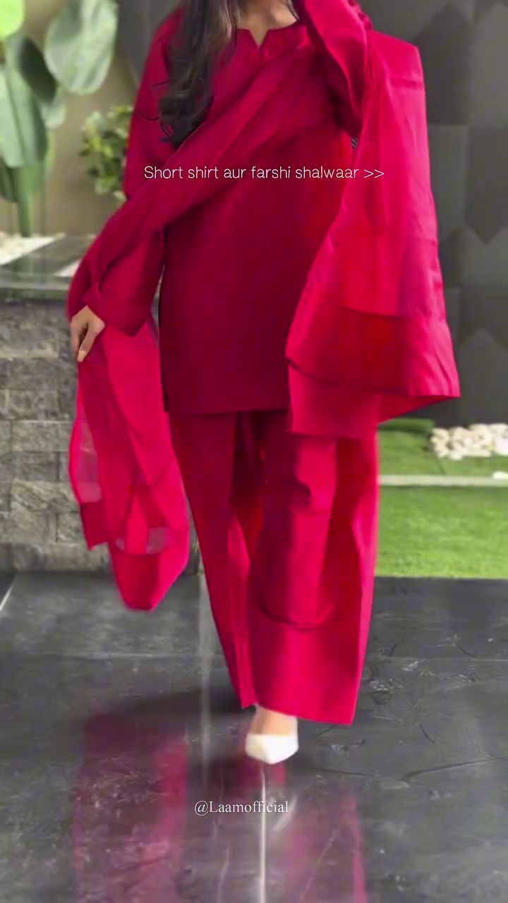 Women Solid Straight Regular Kurta With Palazzos & Dupatta Kurta Sets