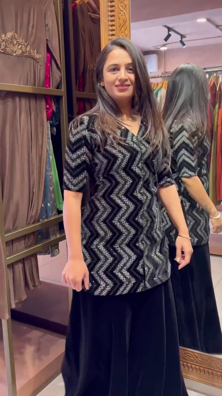 Black Printed Round Neck Top Jacket With Flared Palazzos Ethnic Co-Ords - Image 7