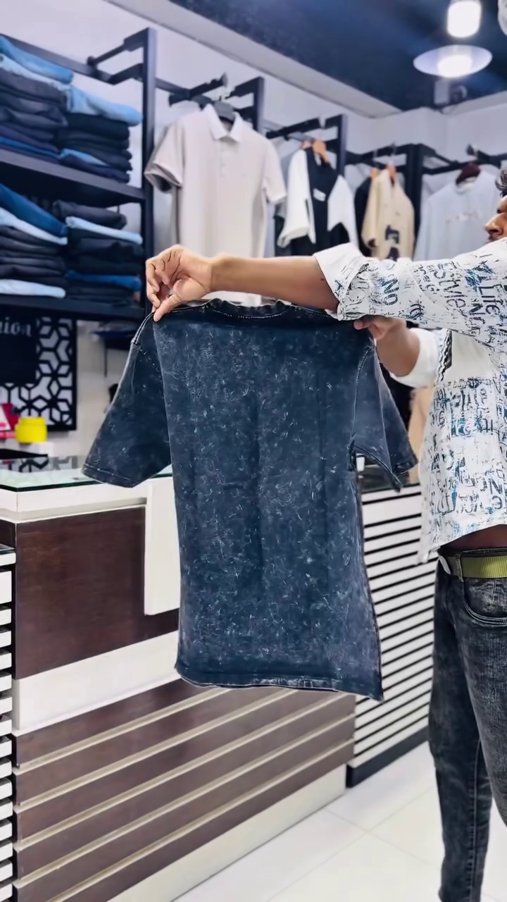 Men’s Grey Printed T-Shirt - Image 3
