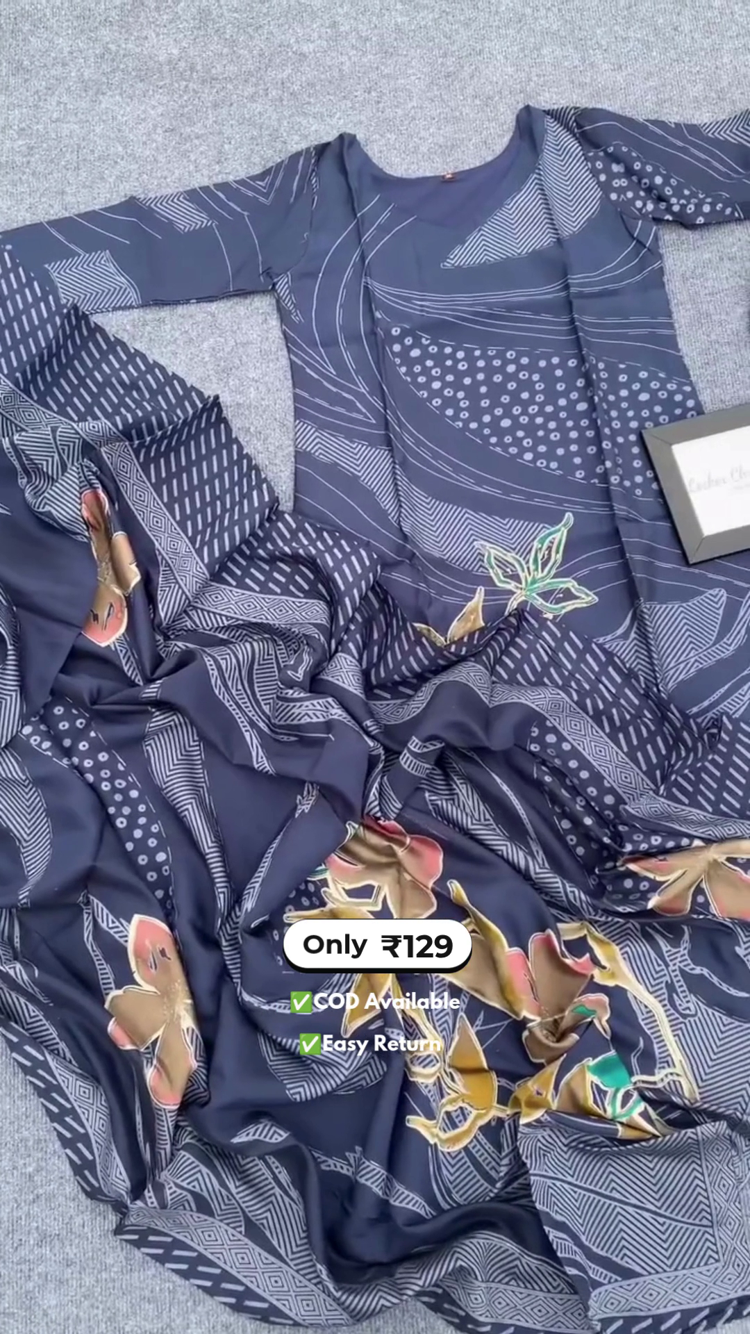 Elegant Women’s Printed Blue Kurta Set - Image 2