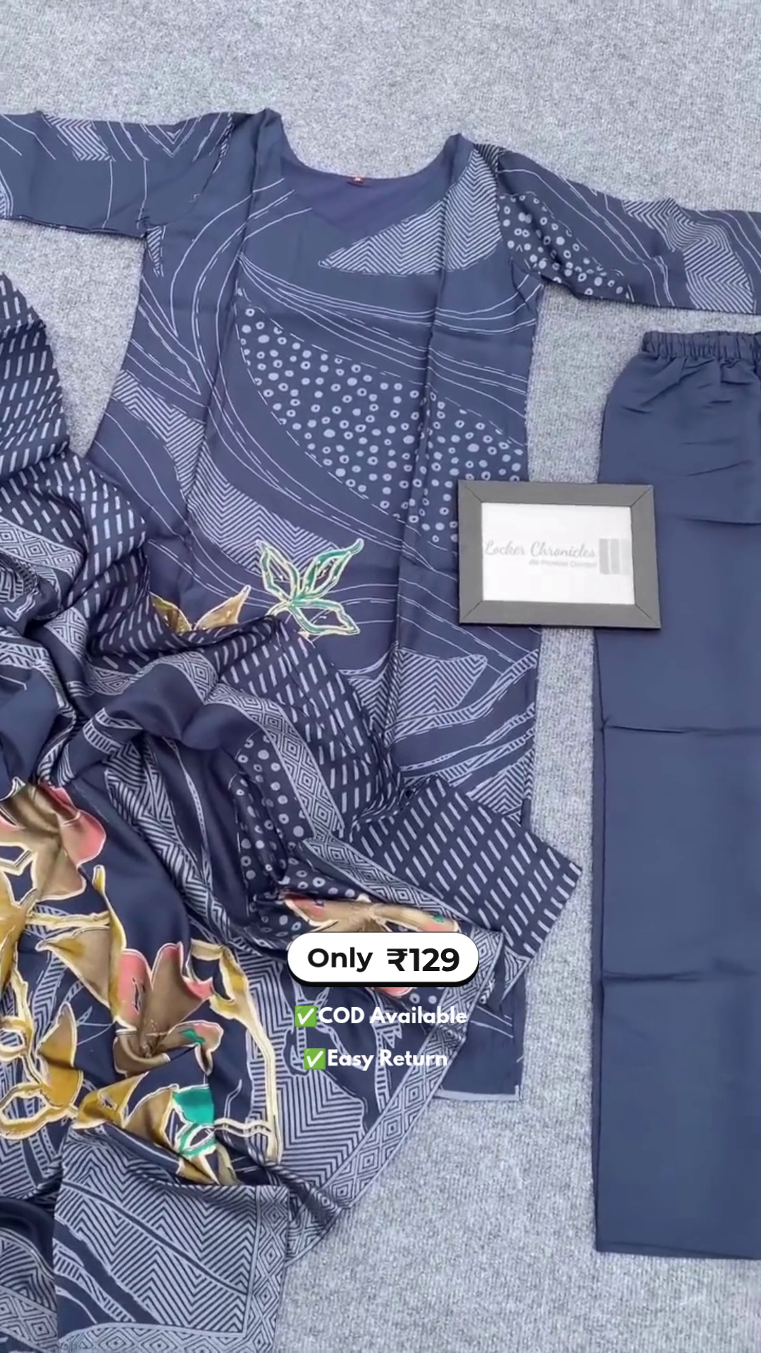 Elegant Women’s Printed Blue Kurta Set - Image 3