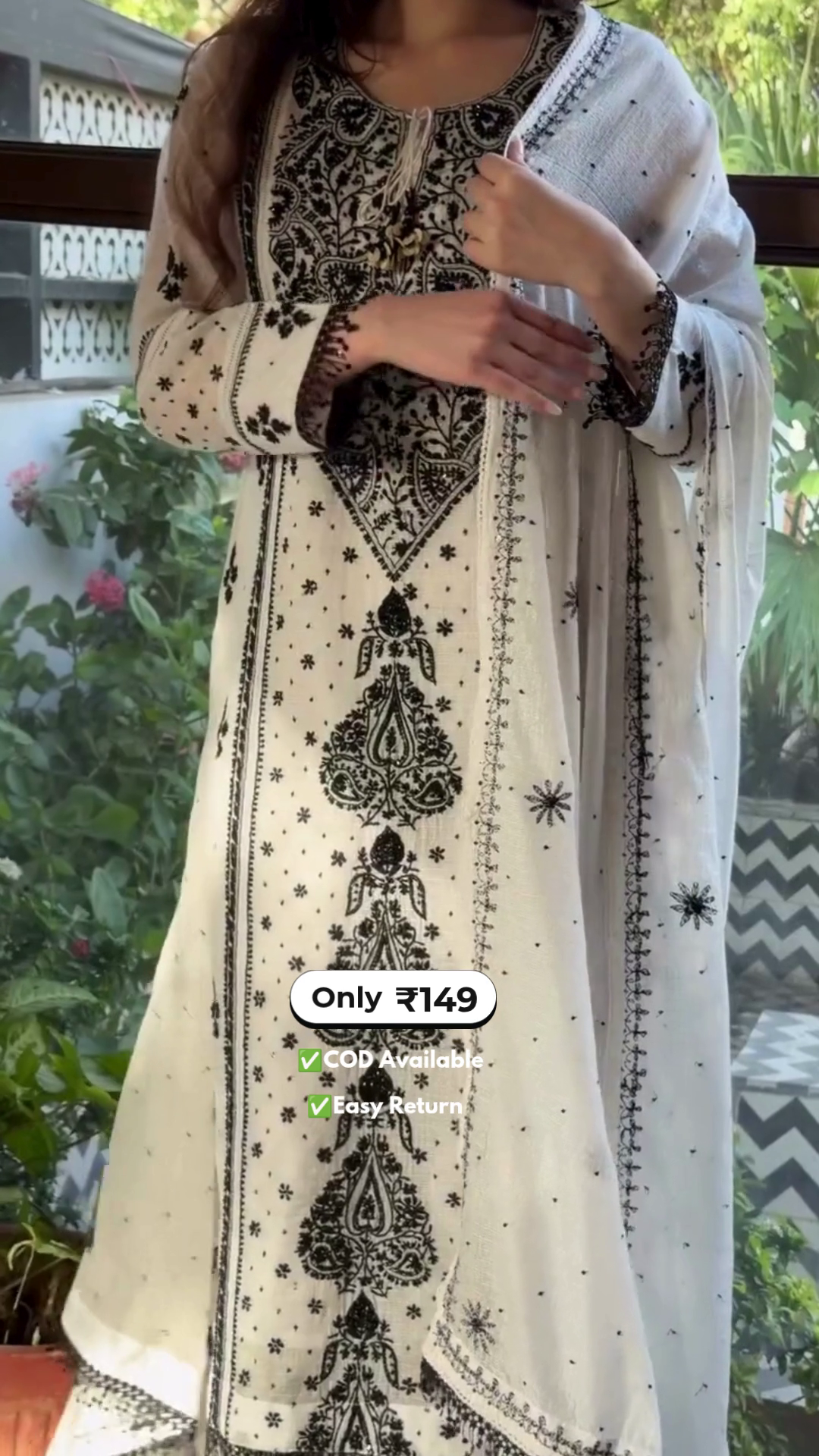 Women’s Chikankari Kurta Set - Image 4